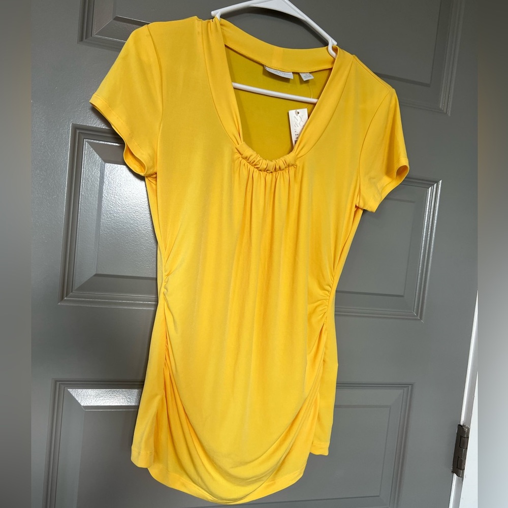 NWT New York & Company Yellow Short Sleeve Top Size Small